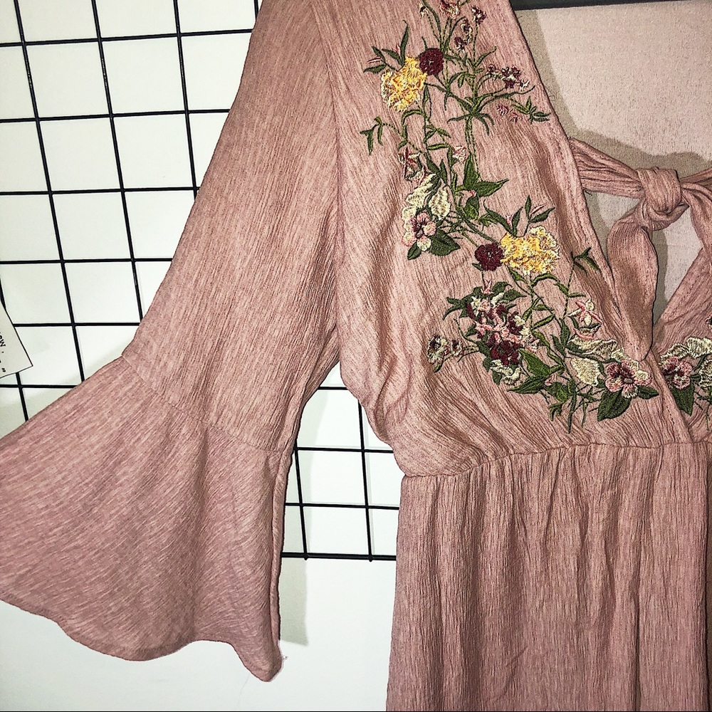 Altar’d State | Floral Embroidered | Romper - Picture 4 of 8